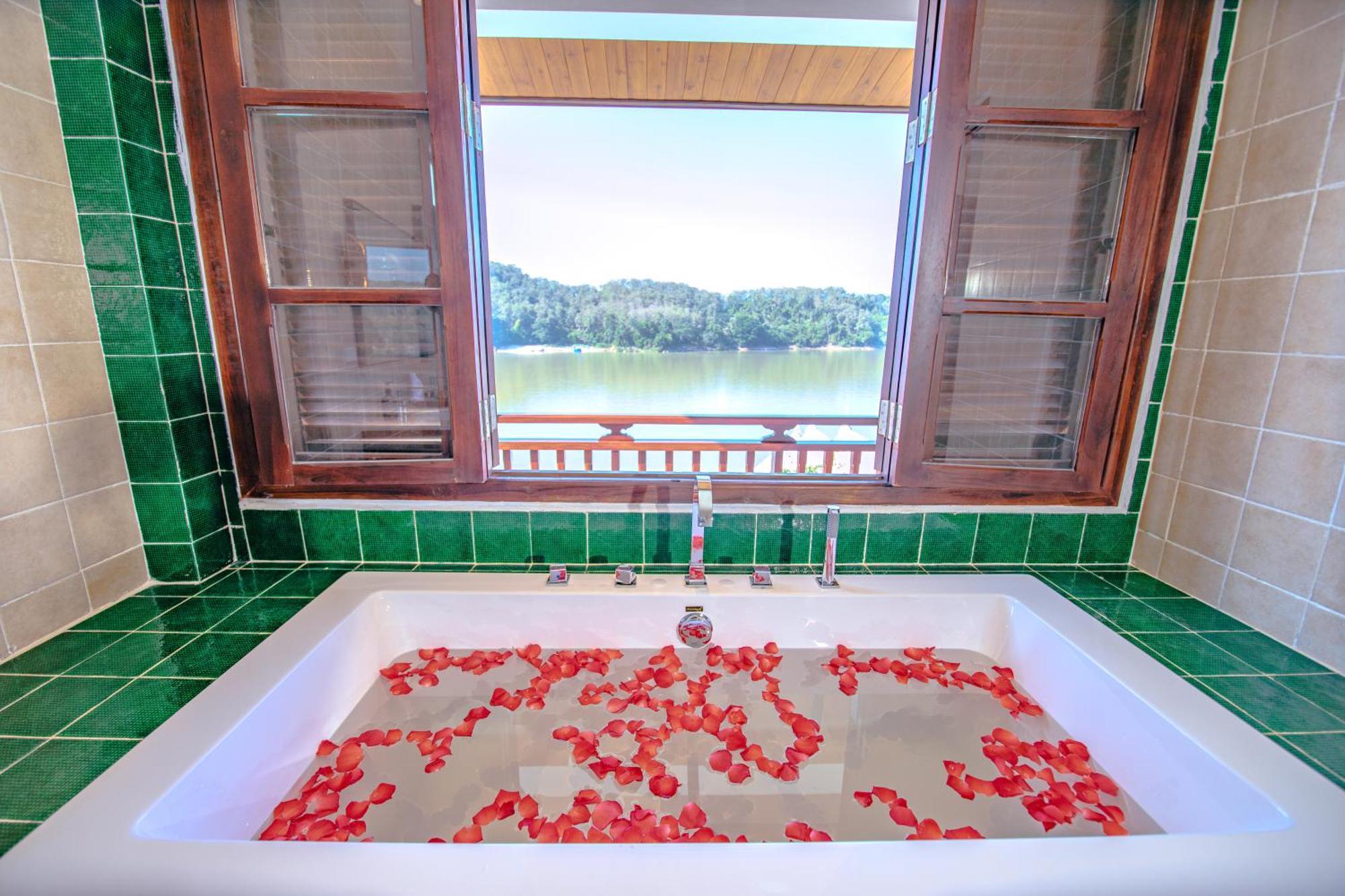 Relaxful Hotel泊岸酒店 Luang Prabang Luaran gambar