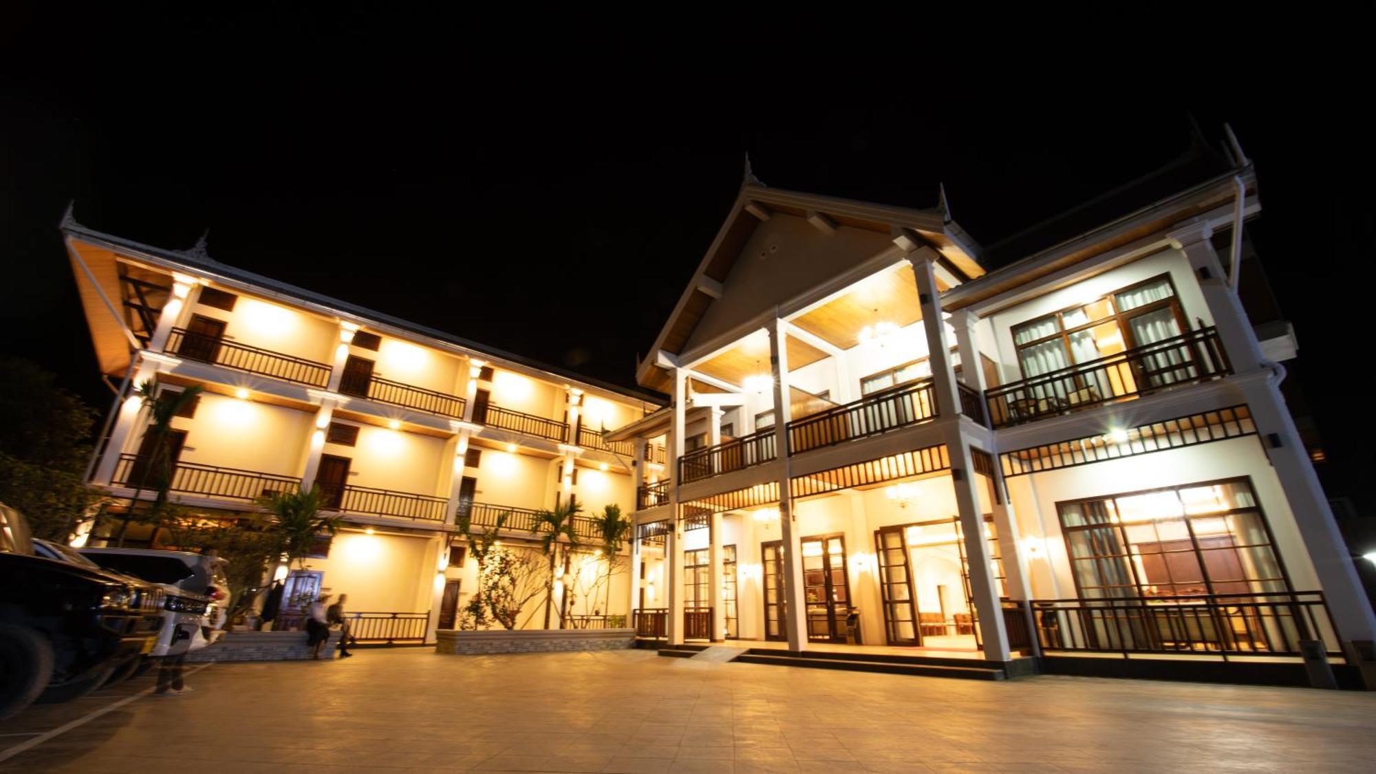 Relaxful Hotel泊岸酒店 Luang Prabang Luaran gambar